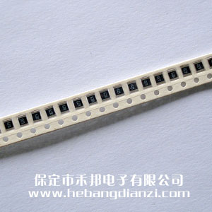 封(fēng)装(zhuāng)1210 1% 贴片(piàn)电(diàn)阻